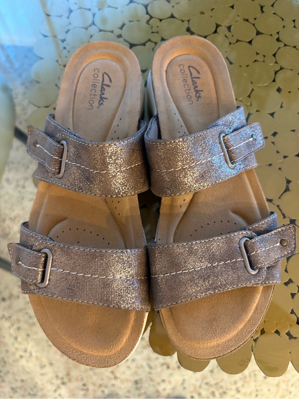 CLARK’S Collection Bronze Brown Double Velcro Straps Slip On Sandals! Good. 9